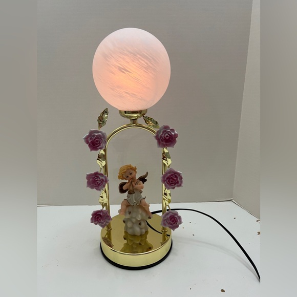 New Cherub/Fairy Touch Lamp - Picture 3 of 7